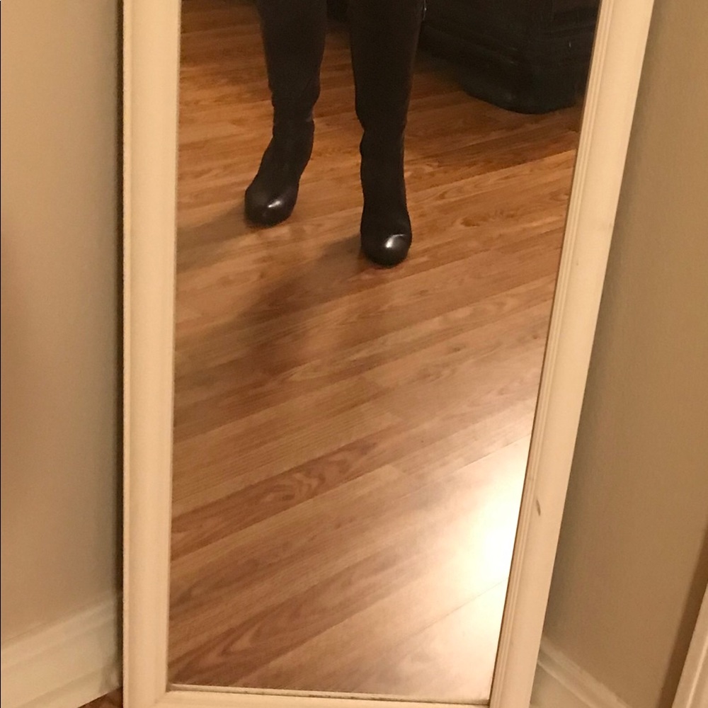 Gianni Bini Brown Leather Boots - Picture 5 of 6